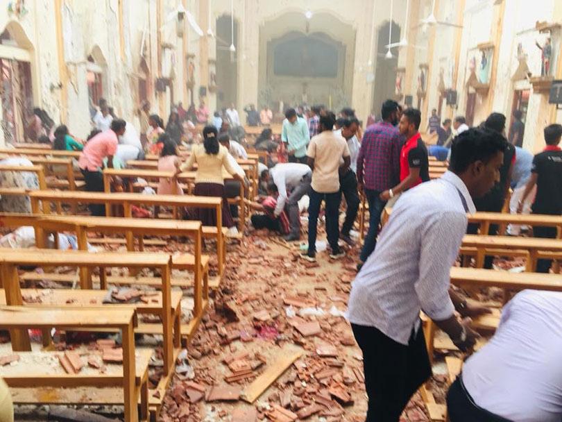 Ledakan Bom di Colombo Srilanka Menewaskan Ratusan Jiwa