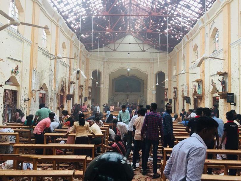 Ledakan Bom di Colombo Bom Bunuh Diri