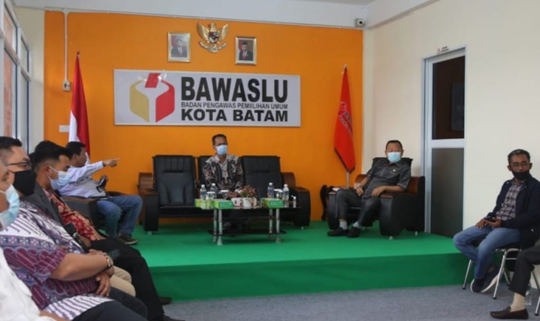 Komisi I DPRD Kepri di Kantor Bawaslu Kota Batam