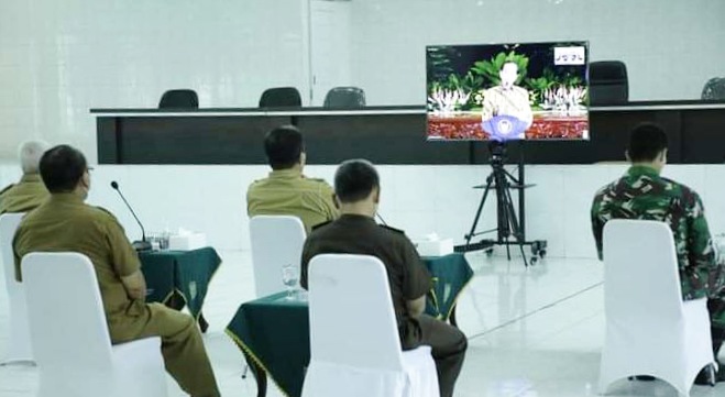 Presiden Jokowi  Beri Pengarahan Kepada Kepala Daerah se-Indonesia Secara Virtual