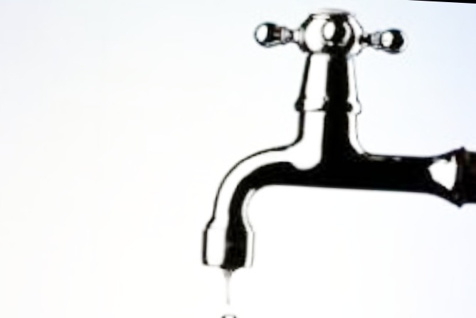Tiga Hari  Air Bersih  Tak Mengalir Warga Dapur 12 Sengsara