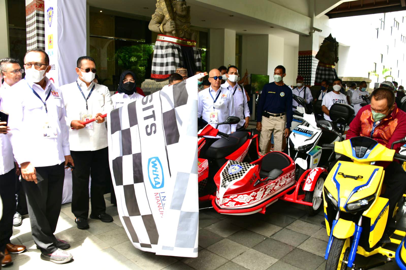Bamsoet Buka Iven Rally Motor Listrik Pertama di Indonesia