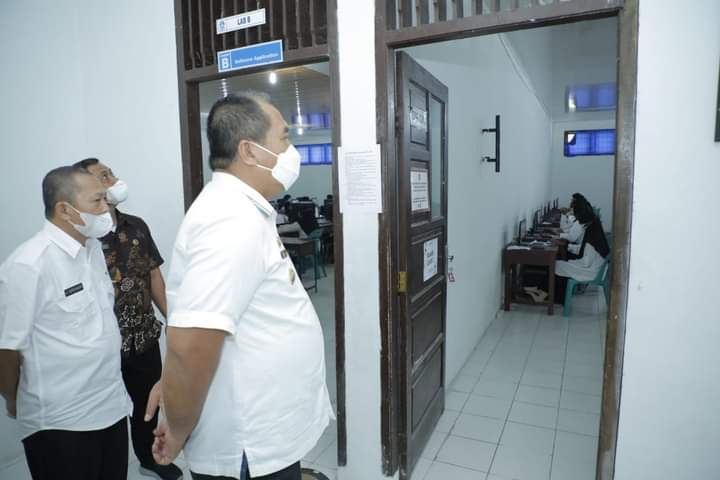 Wakil Bupati Asahan Tinjau Pelaksanaan Ujian PPPK