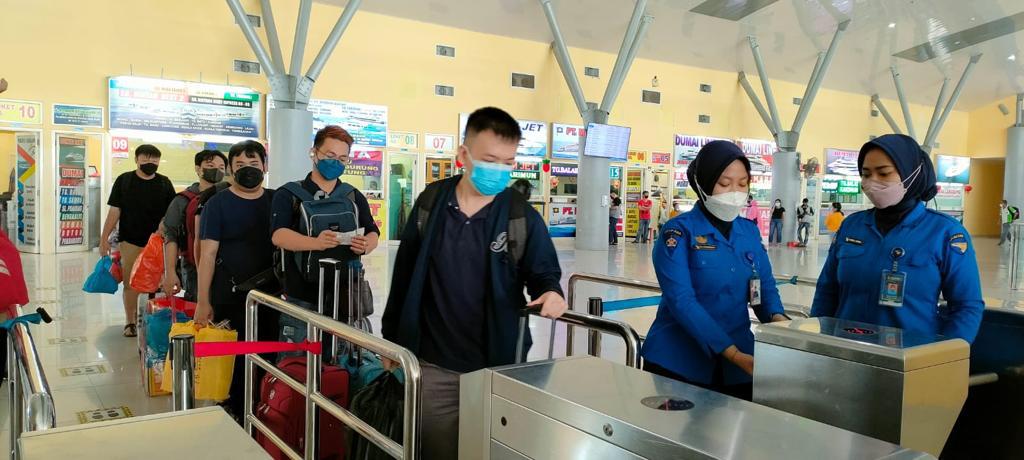 Ditpam BP Batam Temukan 15 Laptop Tak Bertuan di Pelabuhan Ferry Domestik Sekupang