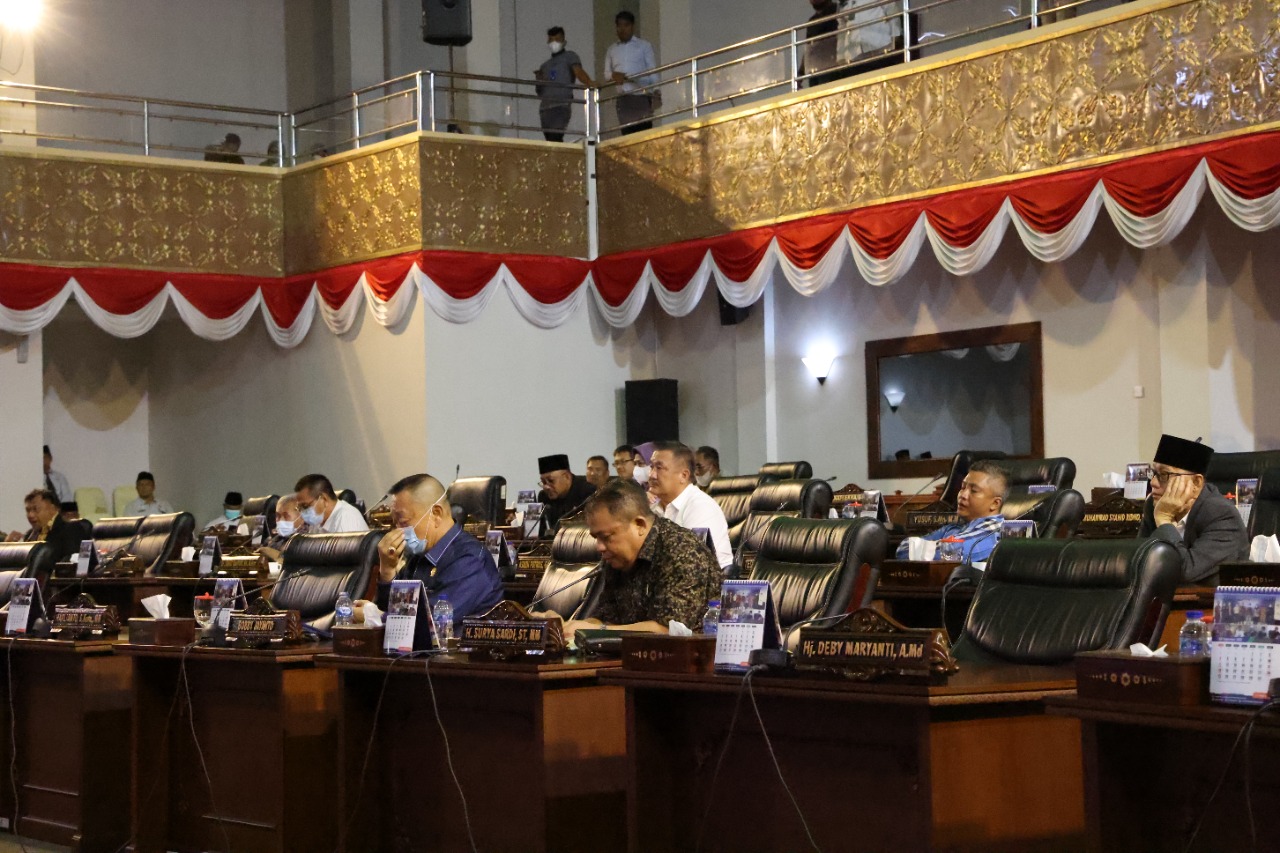 Gubernur Kepri Ansar Sampaikan KUA PPAS APBD P 2022 ke DPRD Kepri Sebesar Rp3,828 Triliun