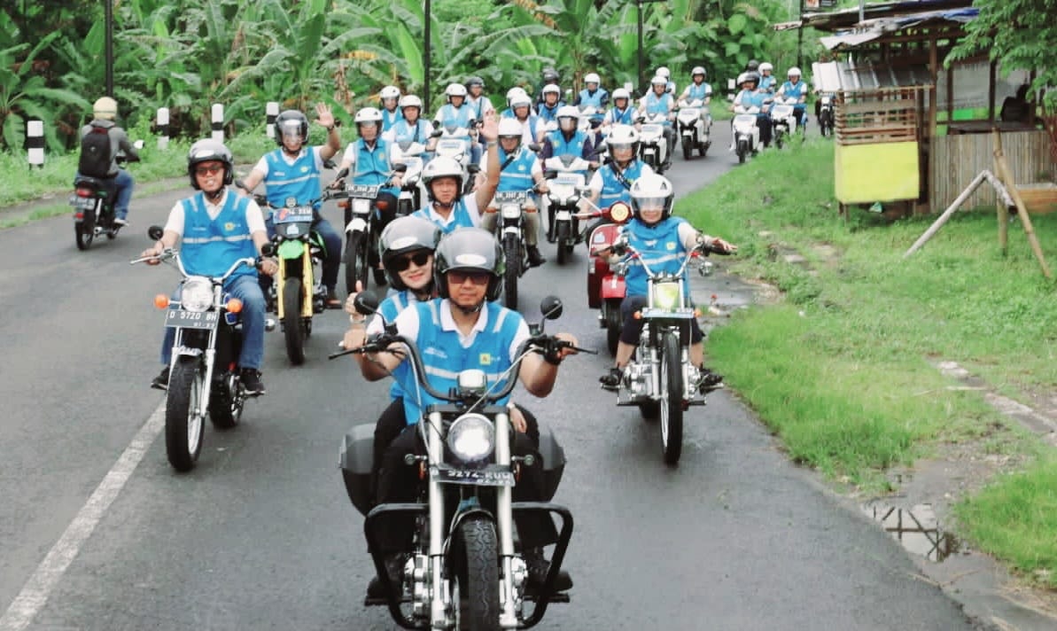 Kenalkan Gaya Hidup Ramah Lingkungan, Jajaran PLN Konvoi Motor Listrik di Yogyakarta