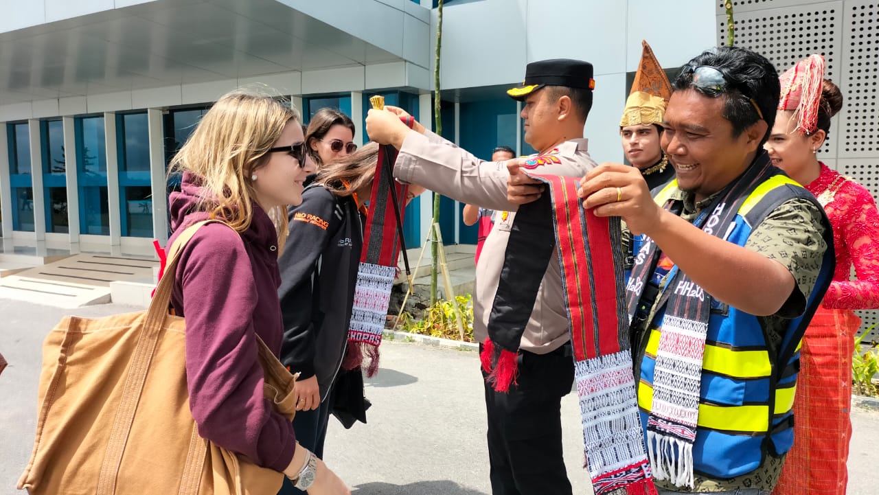 Polres Taput Sambut Delegasi F1 H20, Delegasi Pertama Hebat