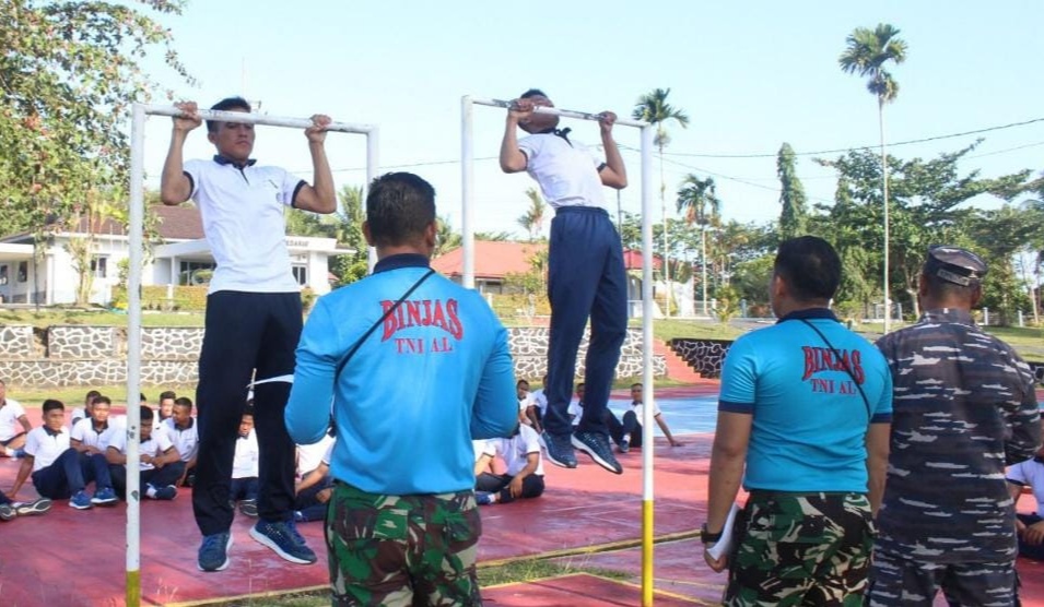 Prajurit TNI AL Dan PNS Lanal Dabo Singkep Ikuti Tes Garjas