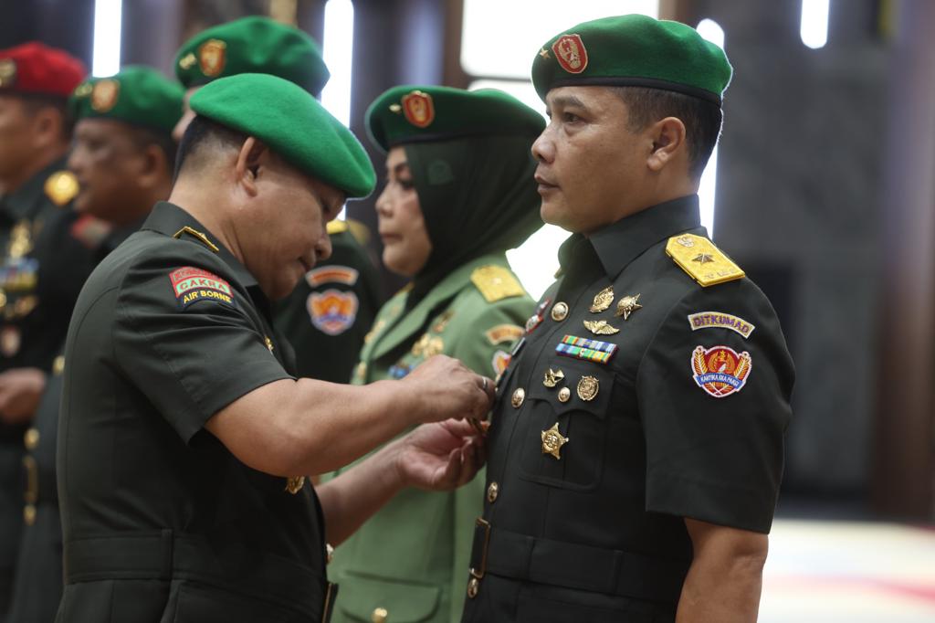 Jabat DIRKUM TNI AD, Berikut Profil Brigjen TNI Dr. Ateng Karsoma, S.H., M.Kn
