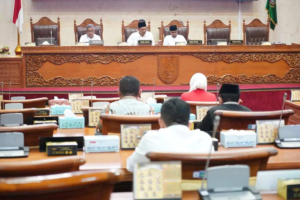 DPRD Batam Gelar Paripurna Penyampaian Pandangan Umum Fraksi Atas Ranperda Perubahan APBD TA 2023