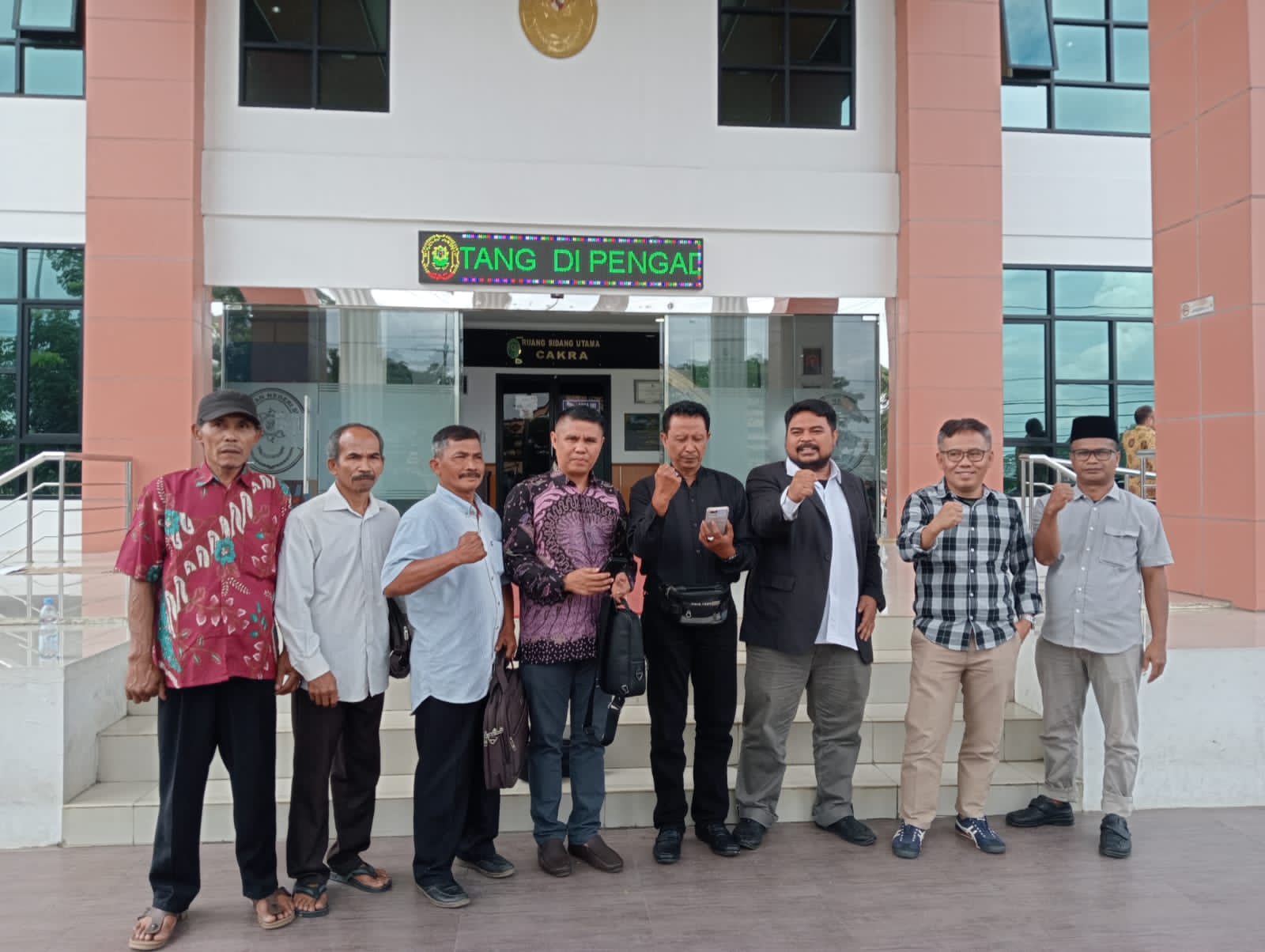 Hakim Layangkan Pemanggilan Terakhir Kepada Turut Tergugat I sampai VII Perkara Penyerobotan Tanah Adat di Pulo Ampel Serang