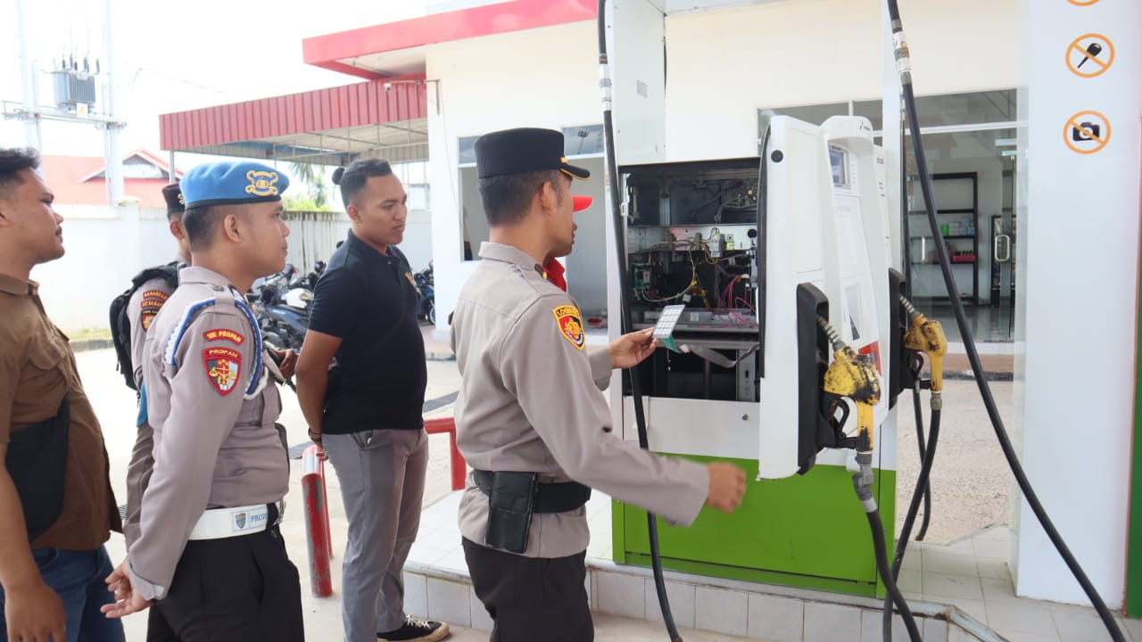 Polres Lingga Cek SPBU Cegah Kecurangan BBM Saat Arus Mudik