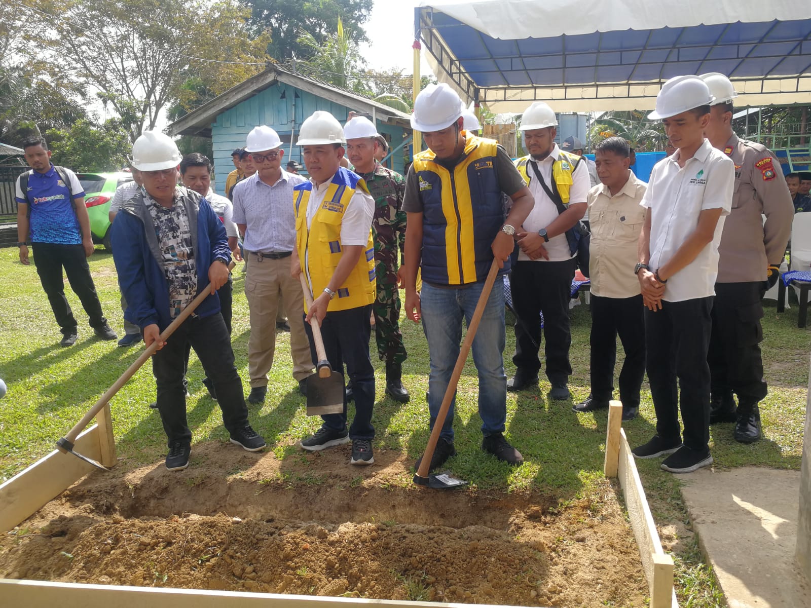 50 Tahun Menunggu, PDAM Tirta Lingga Groundbreaking Pipa Induk Embung Gemuruh