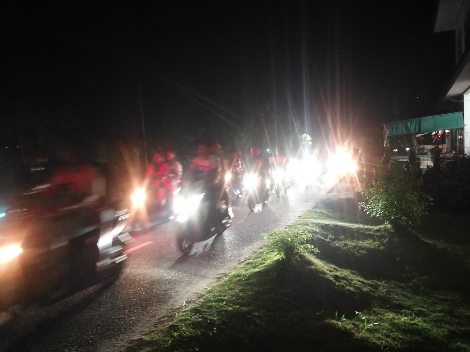 Idul Adha 1445 H, Ribuan Masyarakat Singkep Antusias Ikuti Pawai Takbir Keliling