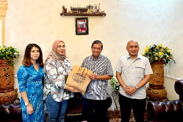 Kepala Divisi Keimigrasian Sumut Kunjungi Sesepuh Pengayoman, Apresiasi Darmabakti Purnabakti
