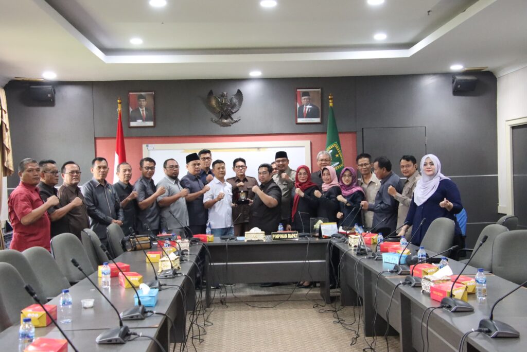 DPRD Batam Terima Kunjungan Study Banding Anggota DPRD Cilacap