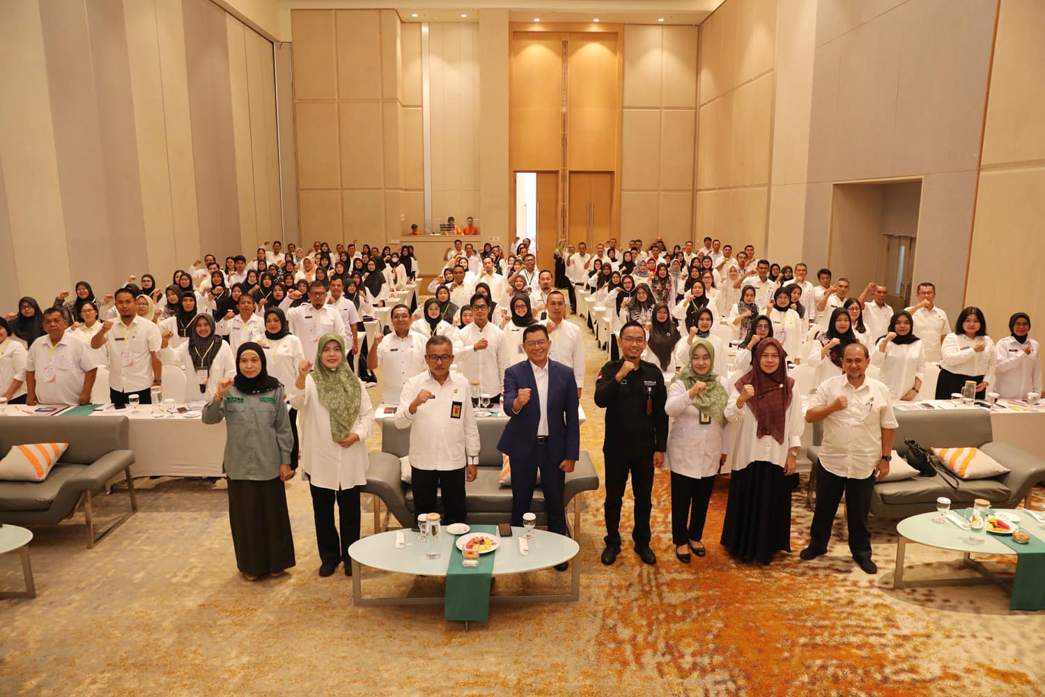 Pemko Batam Gelar Bimtek Service Excellent untuk Wujudkan Batam yang Lebih Baik
