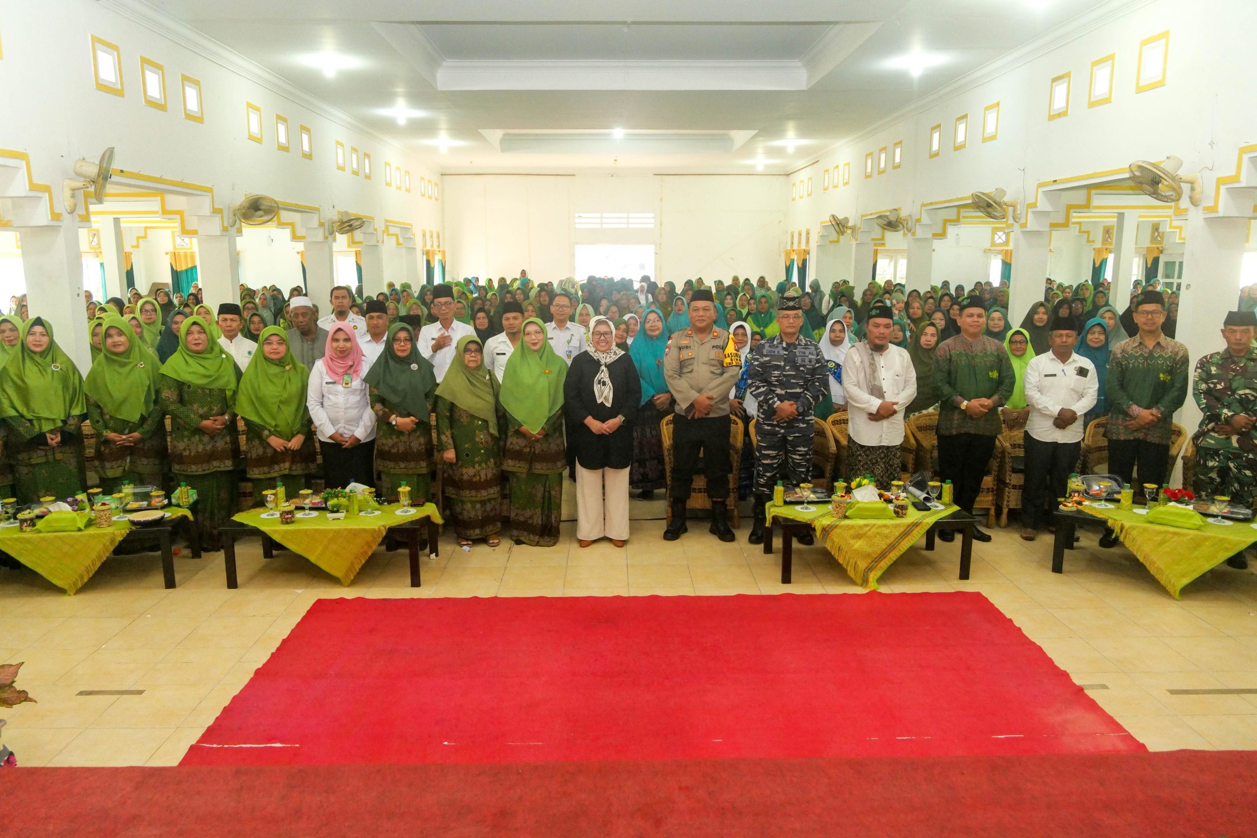 Marlin Agustina Lantik Pimpinan Cabang Muslimat NU Lingga