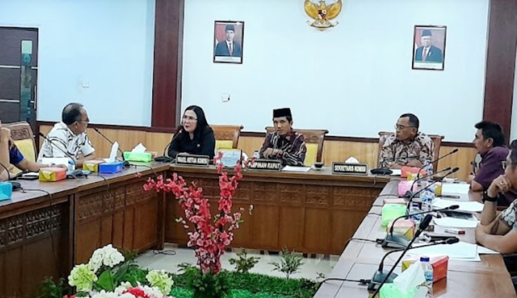 Komisi II DPRD Batam Gelar RDP Terkait Kelangkaan LPG 3 Kg