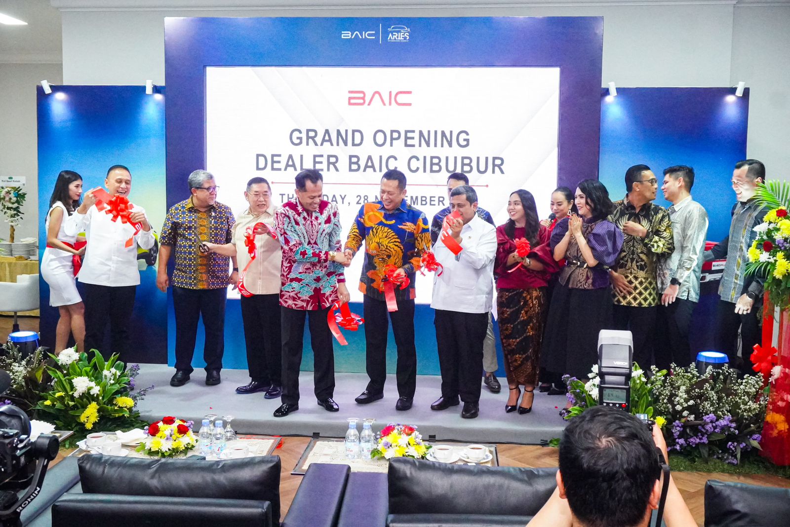 Bamsoet Resmikan Dealer BAIC Indonesia Cibubur