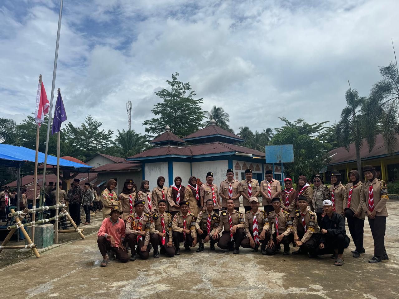 MAN 2 pesisir selatan juara umum pada Kemah Karya Pramuka Madrasah jilid II