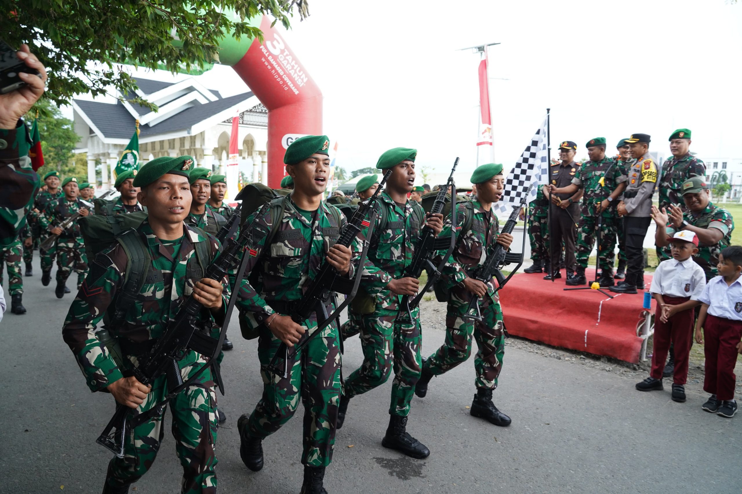 Danrem 011/Lilawangsa Lepas Pasukan Tempur TNI Tonting Yudha Wastu Pramuka Jaya