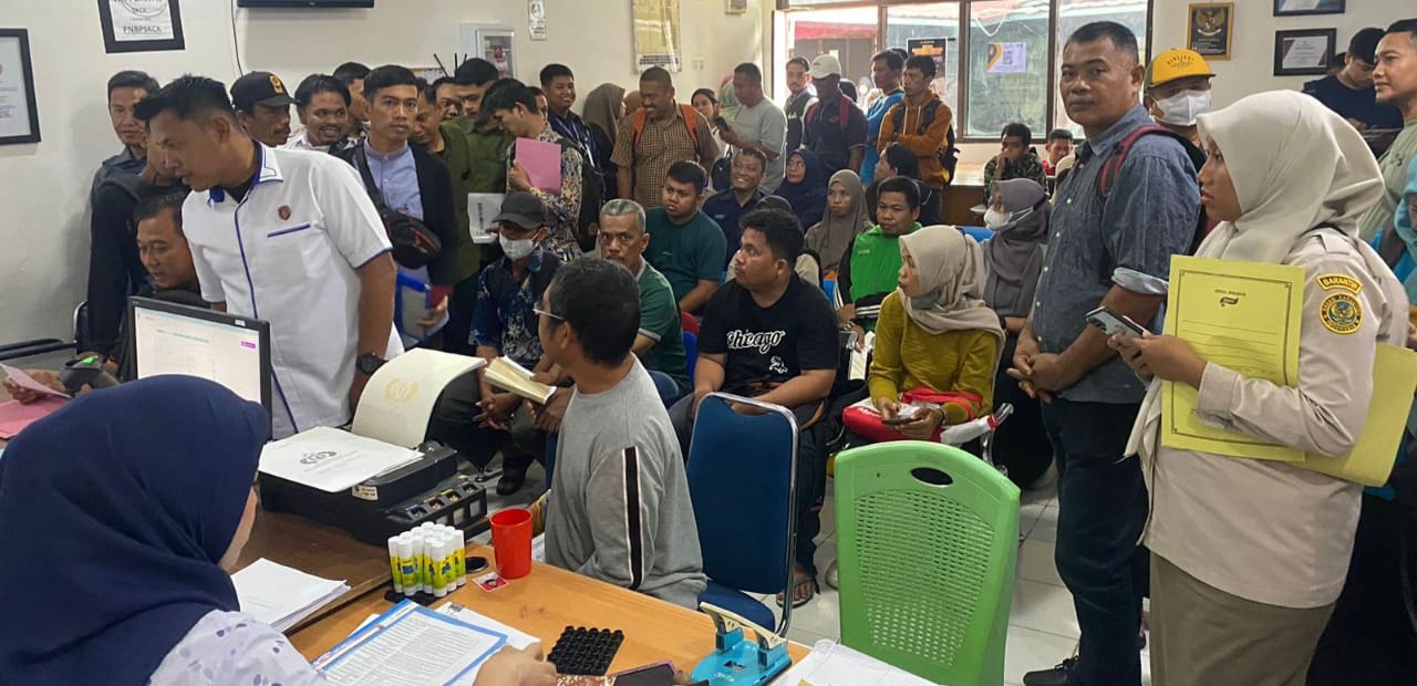 Pembuatan Surat SKCK Calon PPPK di Mamuju Membludak, Satu Orang Tersangkut Pidana