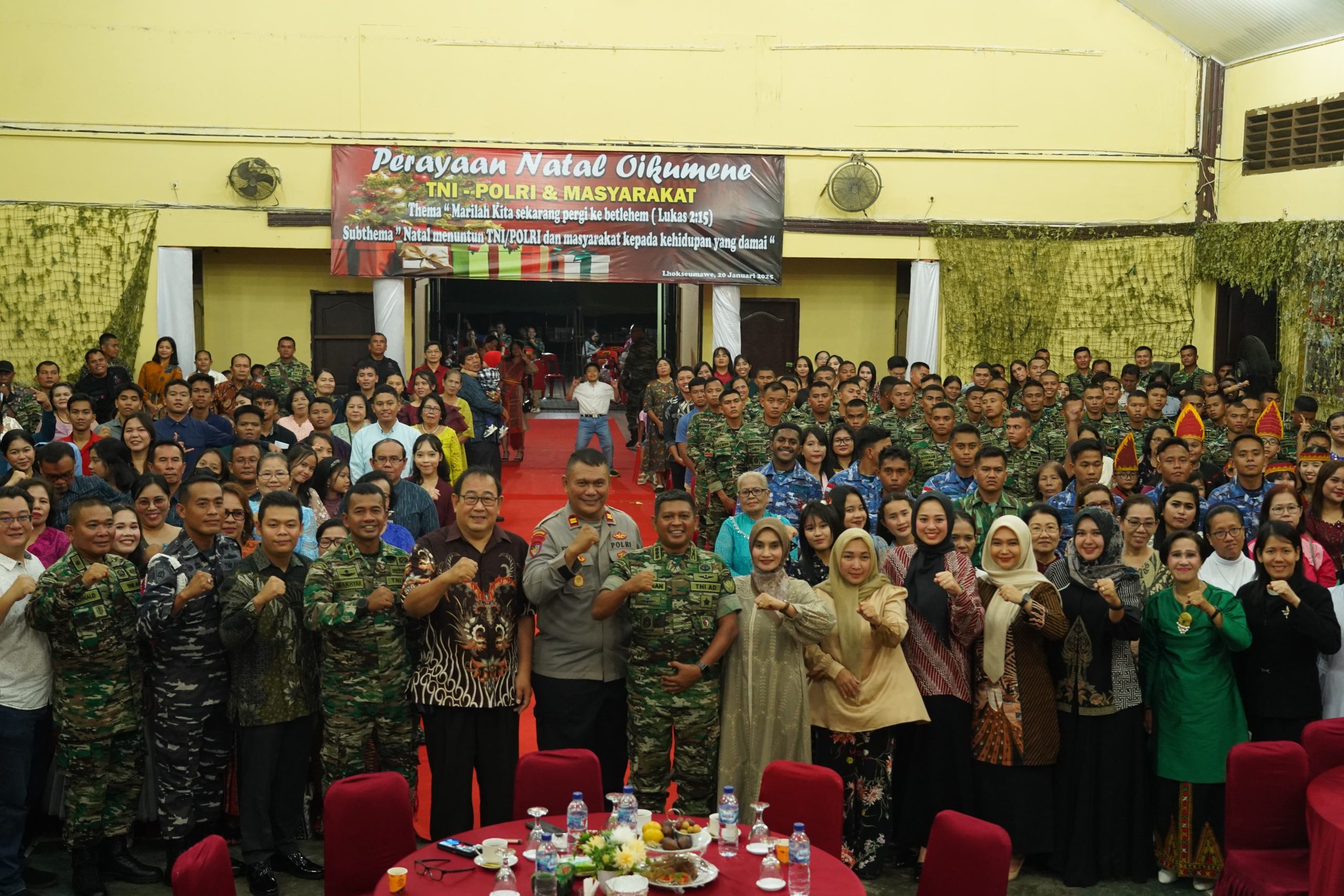 TNI Polri Beragama Kristen Rayakan Natal, Danrem Lilawangsa: Indahnya Beragama Saling Menghormati
