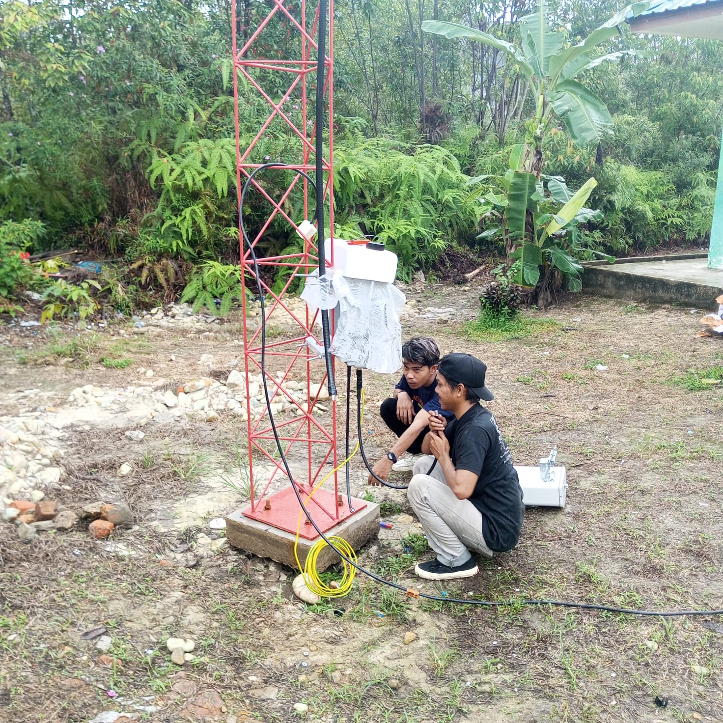 Perkuat Pendidikan Digital, SMP Negeri 3 Lingga Dilengkapi Tower Internet