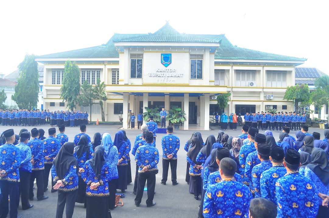 Pimpin Apel Gabungan ASN, PJ. Bupati Lahat Pamit & Ucapkan Terimakasih Kepada ASN Atas Kerjasama Selama Menjabat PJ. Bupati