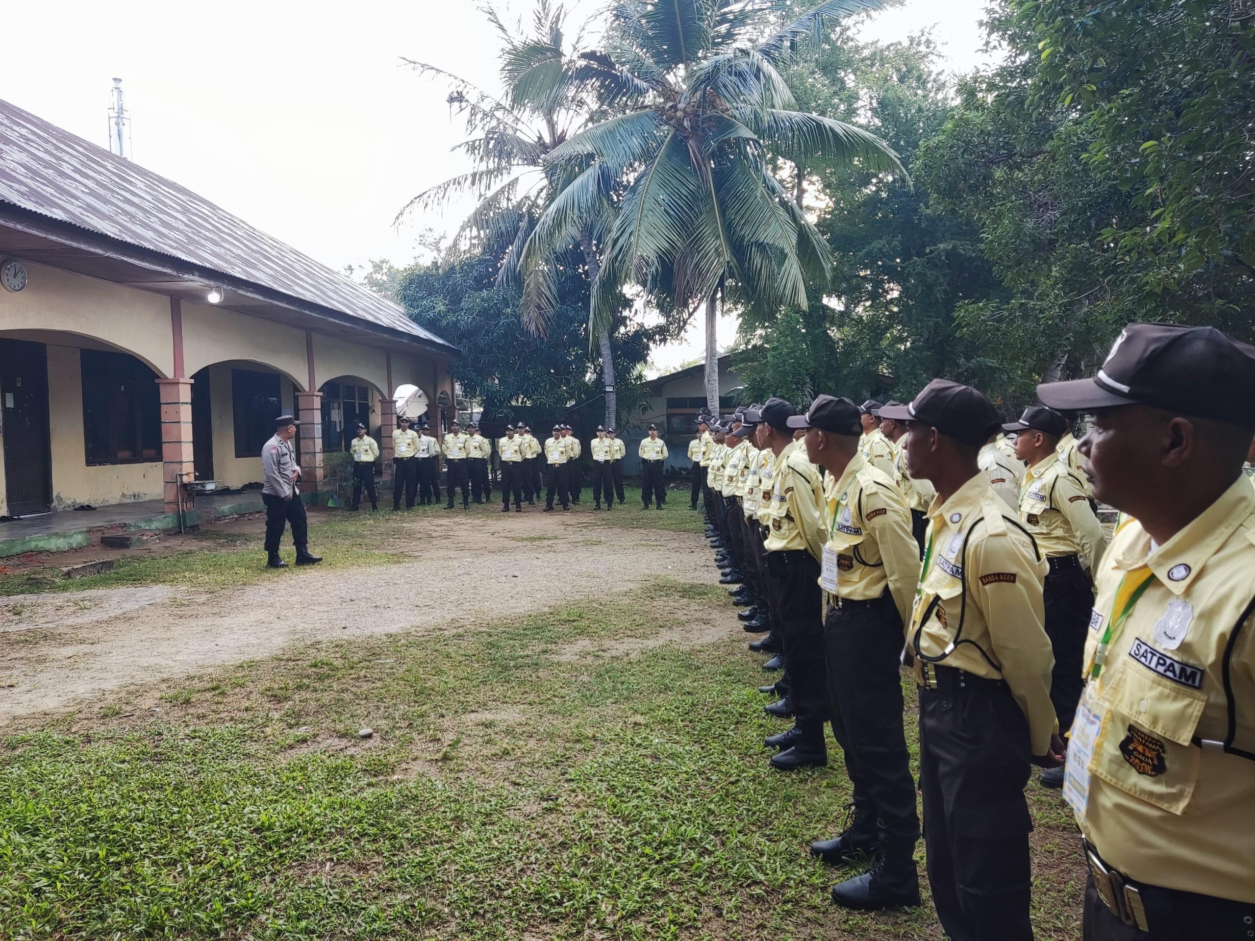 Sat Binmas Polres Lhokseumawe Pimpin Apel Pembukaan Diklat Satpam Gada Pratama Angkatan XXXIX 2025