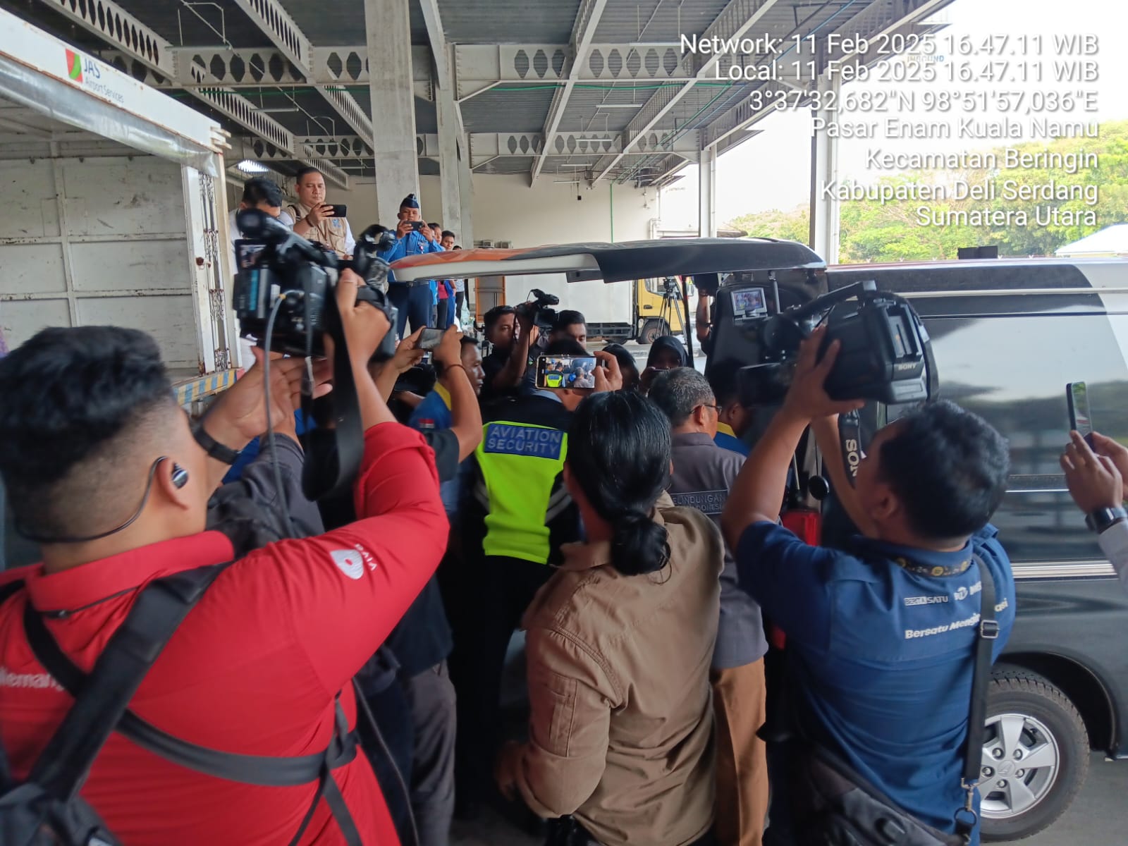 Jenazah WNI Asal Humbahas yang Ditembak Mati di Malaysia Tiba di Bandara Kualanamu