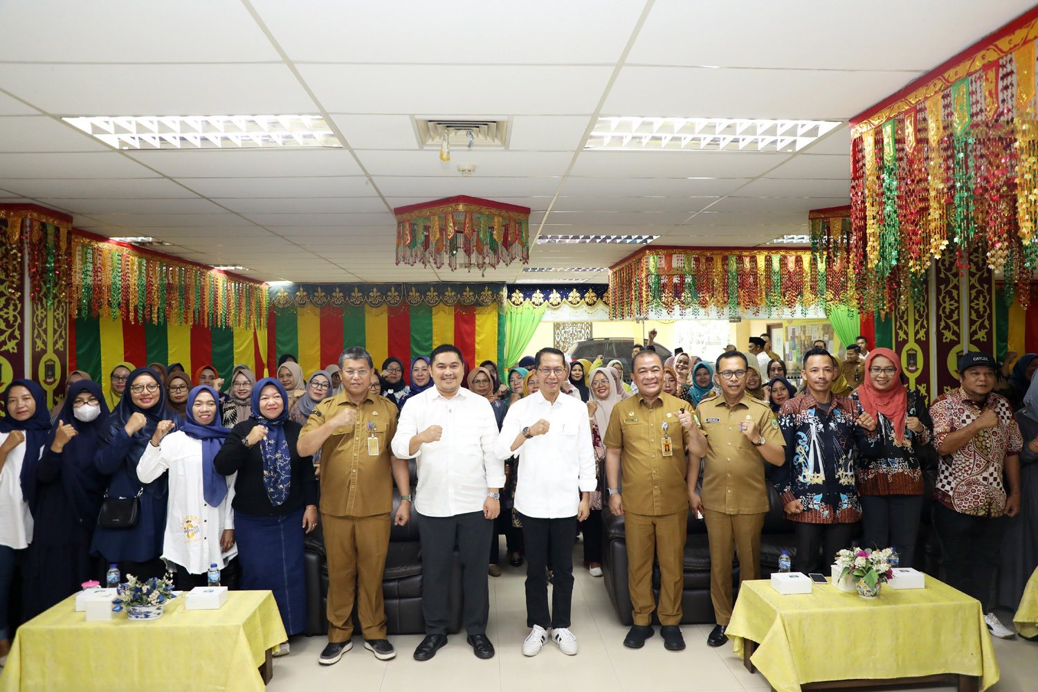 Pemko Batam Kembangkan Ekonomi Kreatif Lewat Kegiatan Membatik
