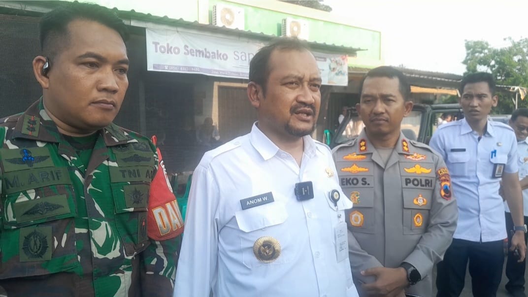 Gubernur Jateng Tinjau Rob Desa Blendung dan Apresiasi Inovasi Desa Penggarit di Pemalang