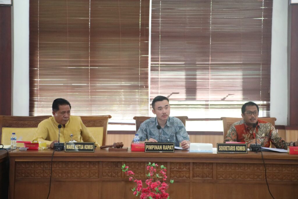 Pengawasan Program Kerja, Komisi I DPRD Kota Batam Gelar RDP dengan Seluruh Camat