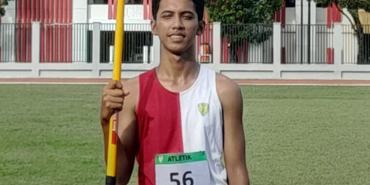 Siswa MAN 1 Kota Padang Sabet Medali Emas Lempar Lembing, Zakary Wakili Kota Padang POPDA