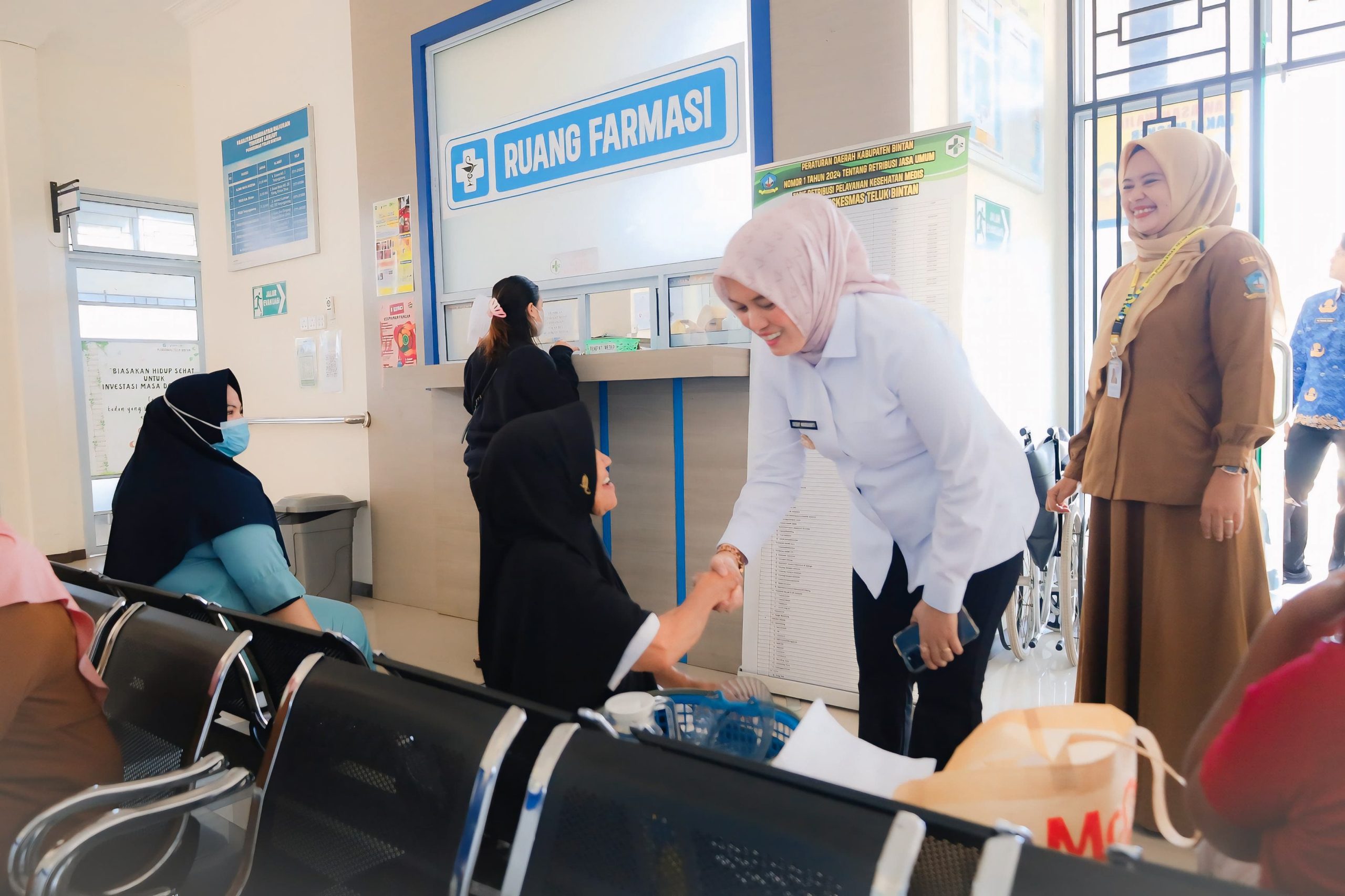 Inginkan Layanan Kesehatan Gratis Berjalan Maksimal, Deby Maryanti Kunjungi Puskesmas