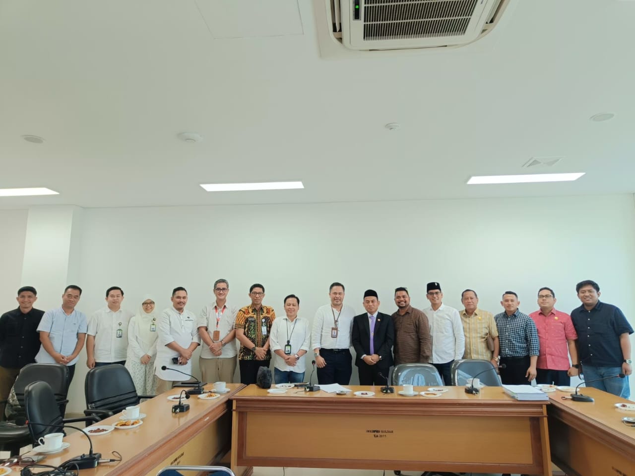 DPRD Sulbar Bahas Penyertaan Modal pada PT. Bank Sulselbar, Dorong Peningkatan Layanan dan PAD