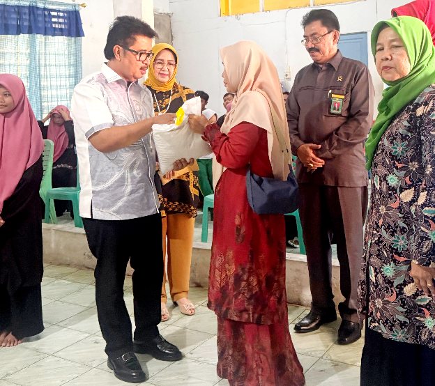 Mahkamah Agung Peduli 2025 : Ketua Kamar TUN Yulius Berbagi di Panti Asuhan Deli Serdang