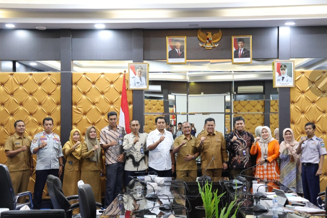 Hafizha Kukuhkan 200 Anggota PMR Madya dan Wira se-Kabupaten Bintan