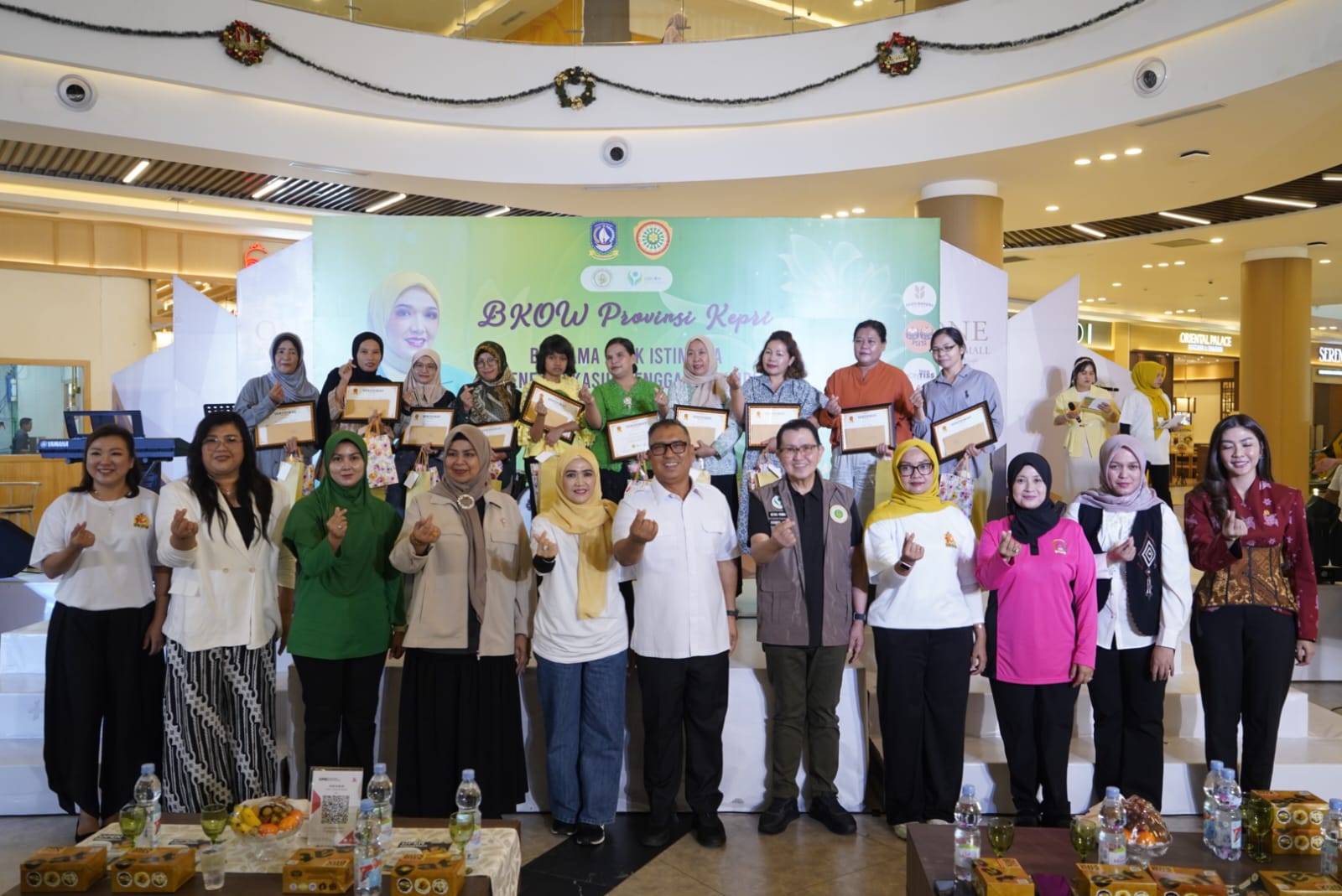 Wabup Deby Maryanti Hadiri Baksos Anak Berkebutuhan Khusus oleh BKOW Kepri