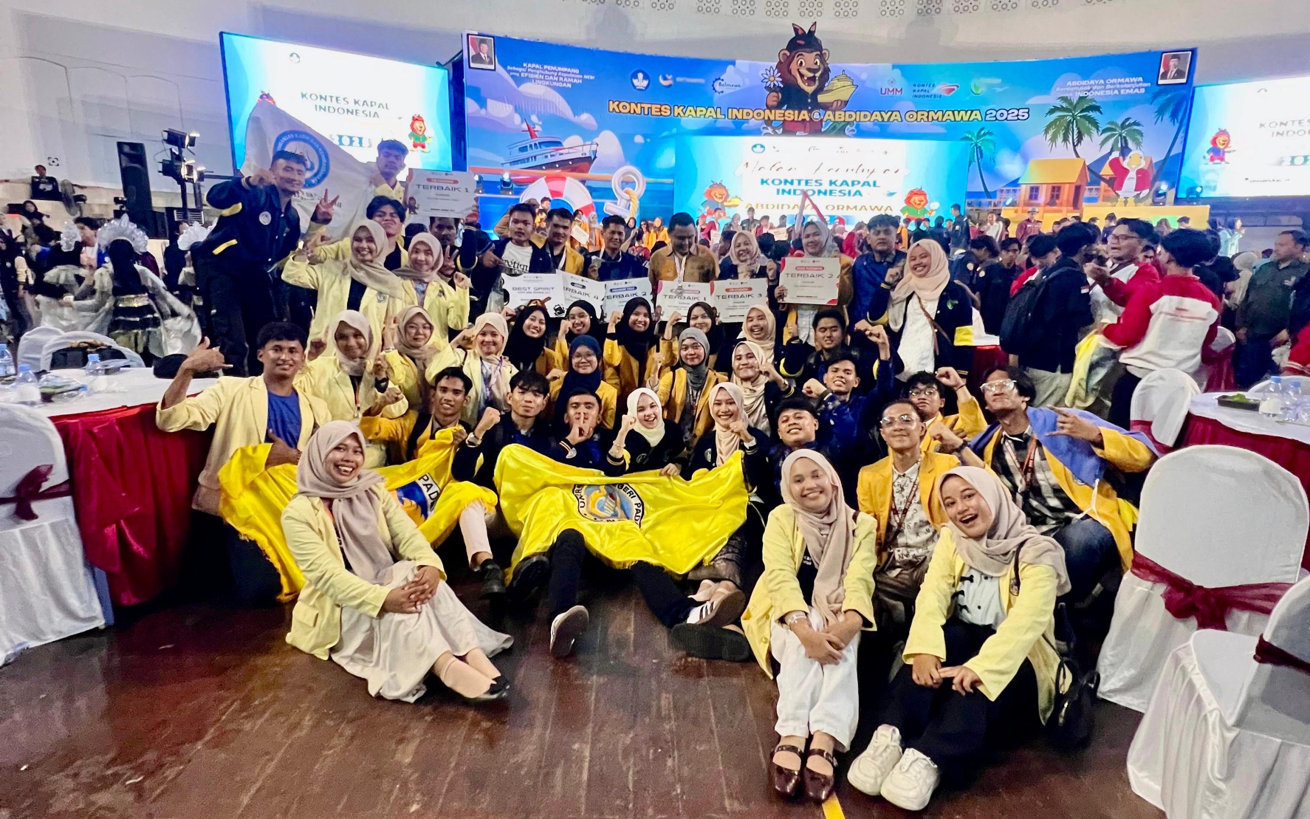 UNP Ukir Prestasi Gemilang di KKI dan Abdidaya Ormawa 2025
