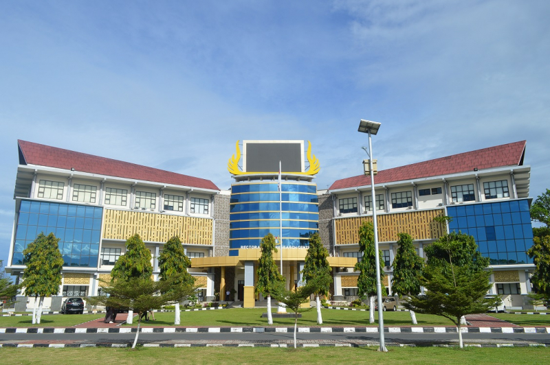 UNP Masuk 20 Besar Kampus Paling Berprestasi, Satu-Satunya dari Sumatera