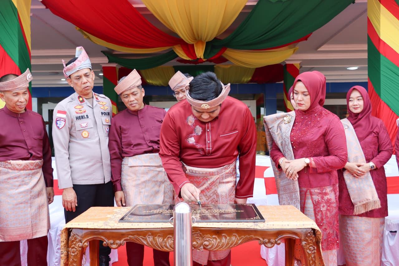 Penuh Khidmat, Upacara Hari Jadi ke-77 Kabupaten Bintan dalam Bingkai “Teguh Teraju, Bintan Dituju”