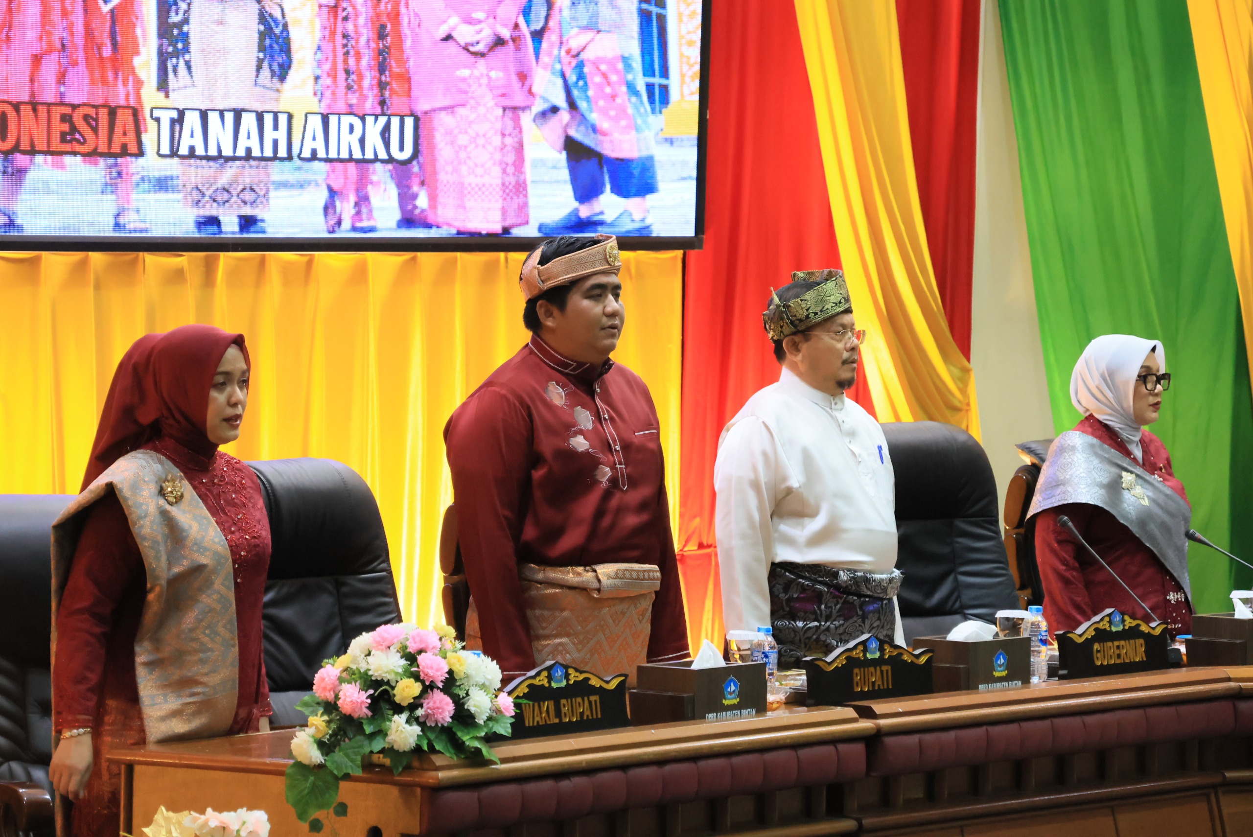 Bupati dan Wakil Bupati Hadiri Rapat Paripurna Peringatan Hari Jadi ke-77 Kabupaten Bintan