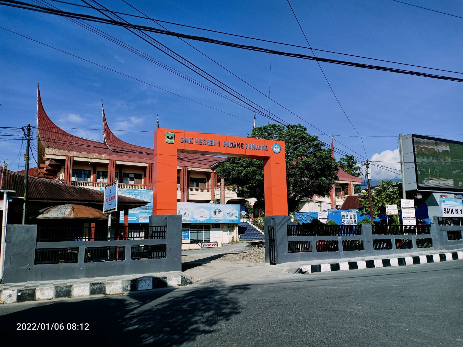 SMKN 1 Padang Panjang Ambil Bagian dalam Launching Silat Tradisional se-Sumatera Barat