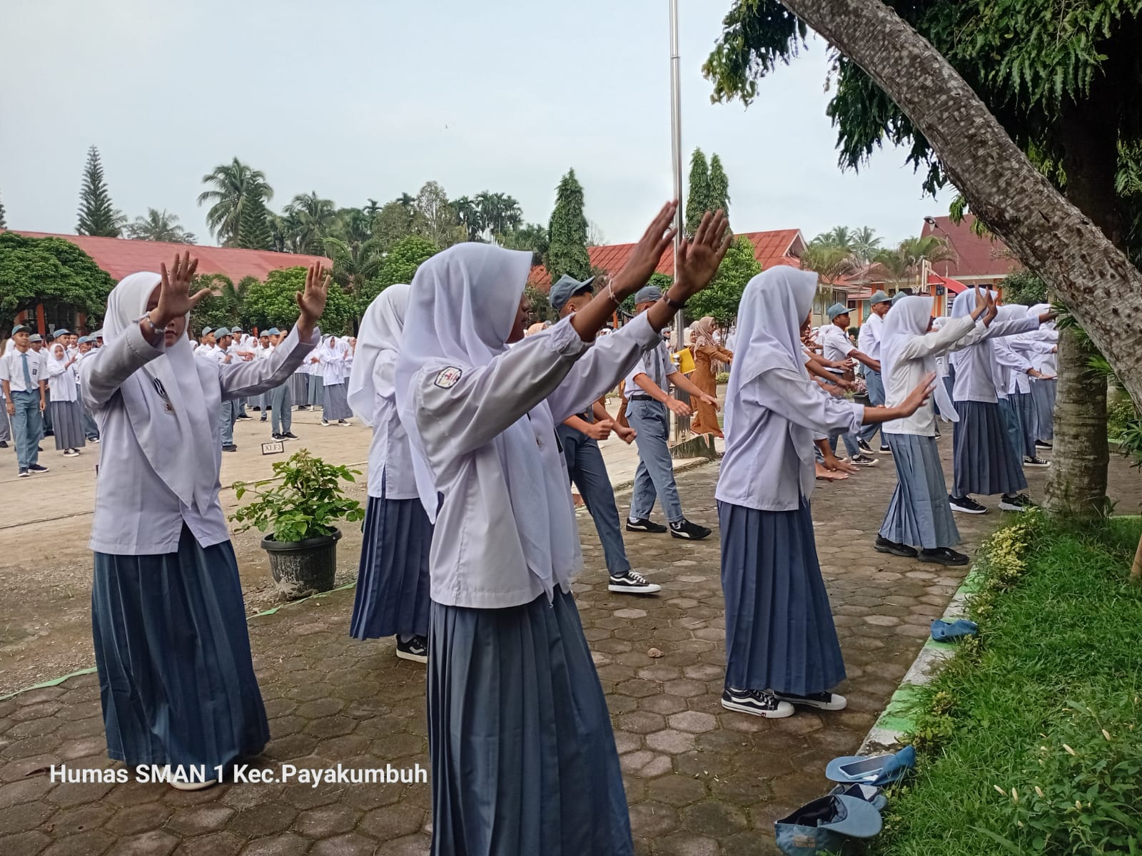 Semangat Baru di Pagi Ceria SMAN 1 Kecamatan Payakumbuh