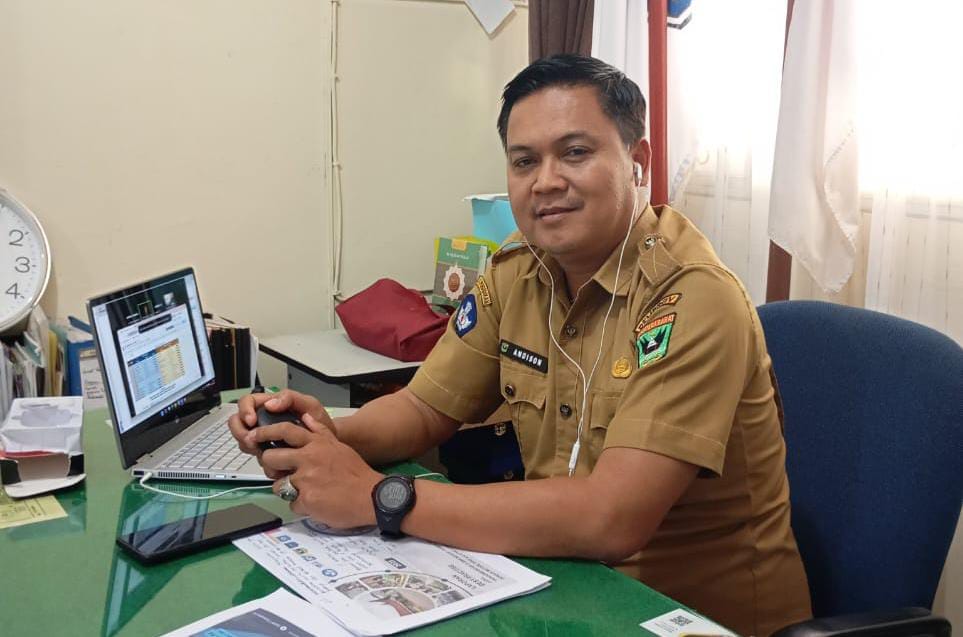 Kepala SMKN 1 Sawahlunto Resmikan Musholla Darul Ulum, Lantai Dua Direncanakan Jadi Rumah Tahfidz