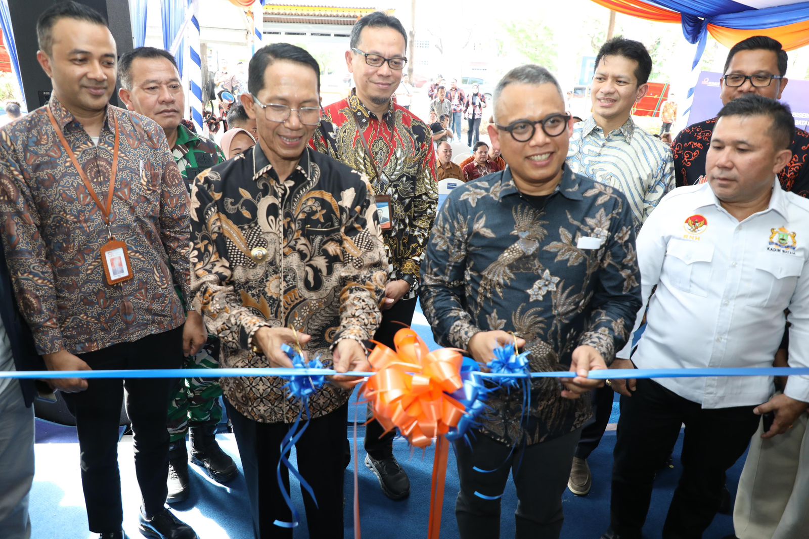 Amsakar Resmikan Kantor Cabang Bank Sumut Batam dan Halte Rafflesia