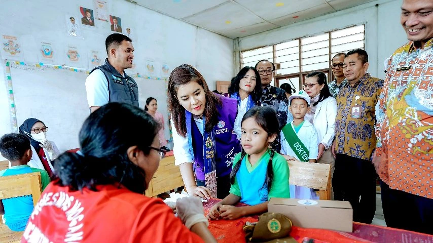 Kahiyang Ayu Ajak Warga Rutin ke Posyandu, Layanan Kini Jangkau Semua Usia